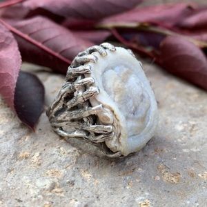 Vintage Artisan Brutalist Sterling Silver Chalcedony Organic Vine Ring 6.5